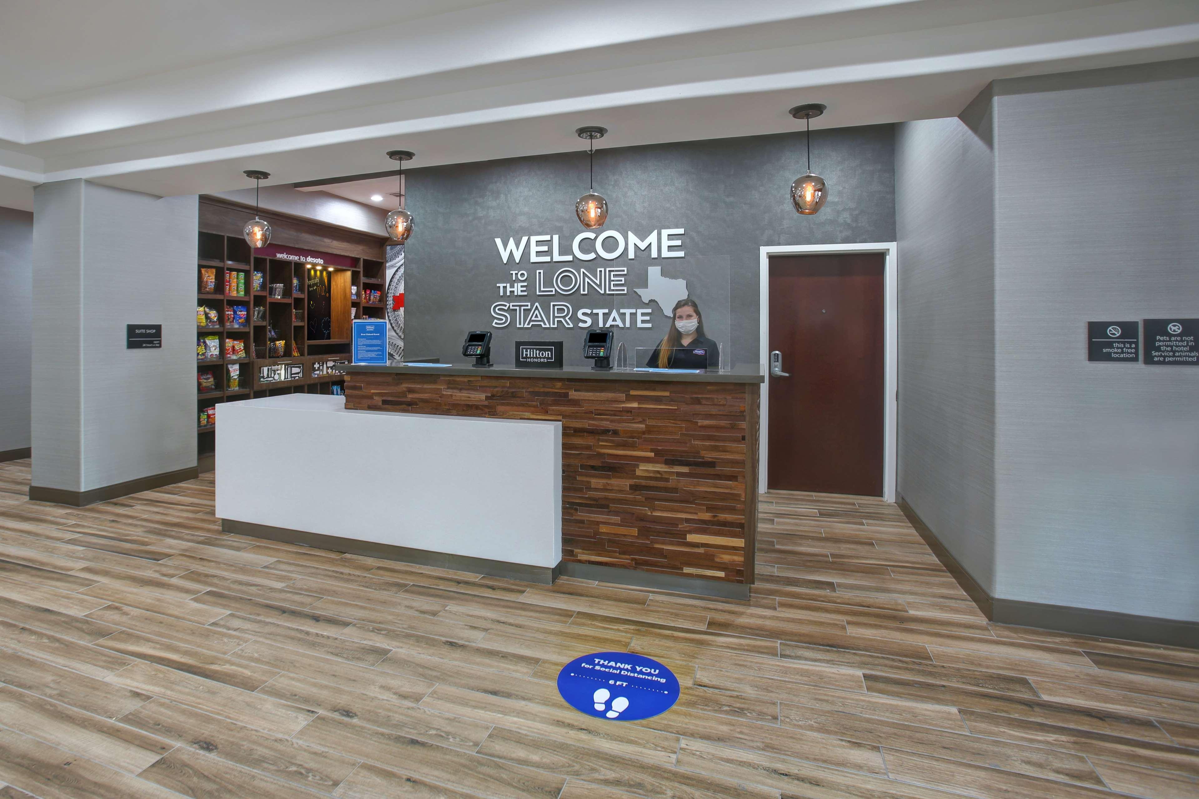 Hampton Inn & Suites Dallas-Desoto Exteriör bild